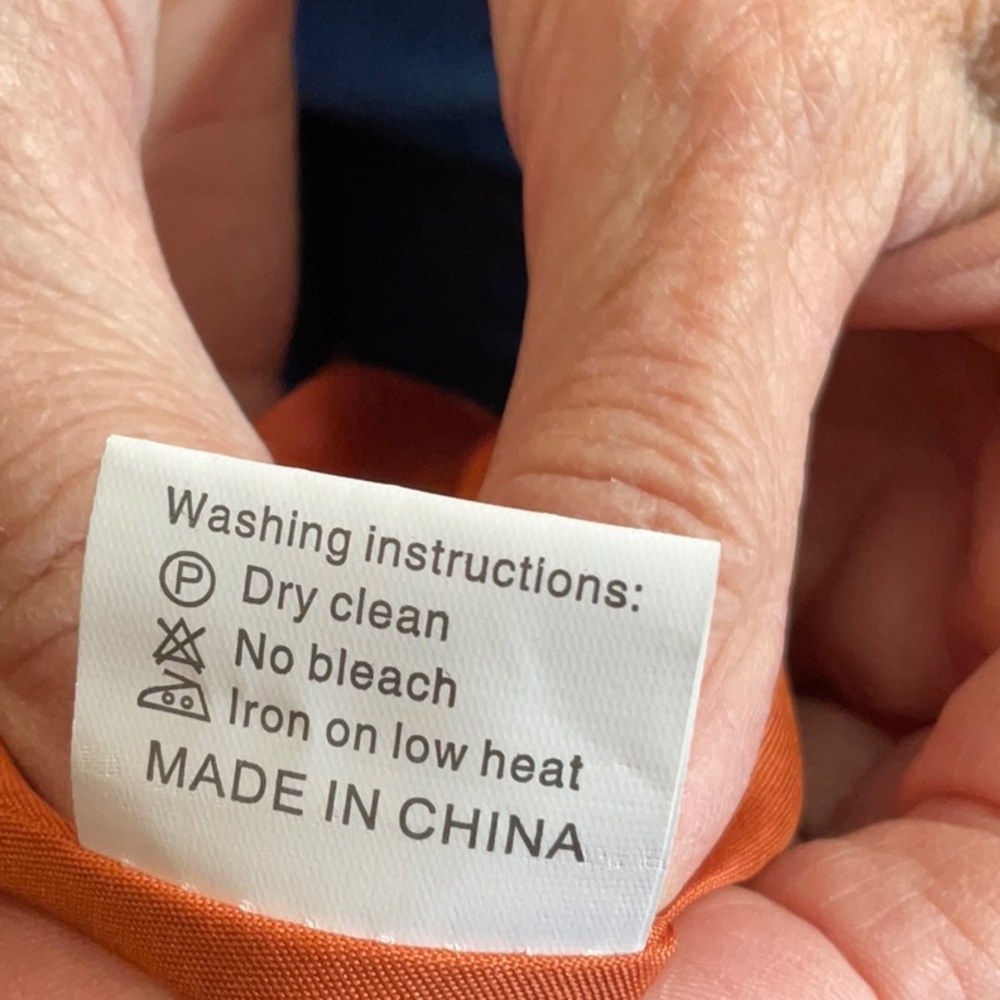 Elegant Burnt Orange Off-Shoulder Chiffon Dress with Pleating in Bust. Size 18 - Picture 9 of 9